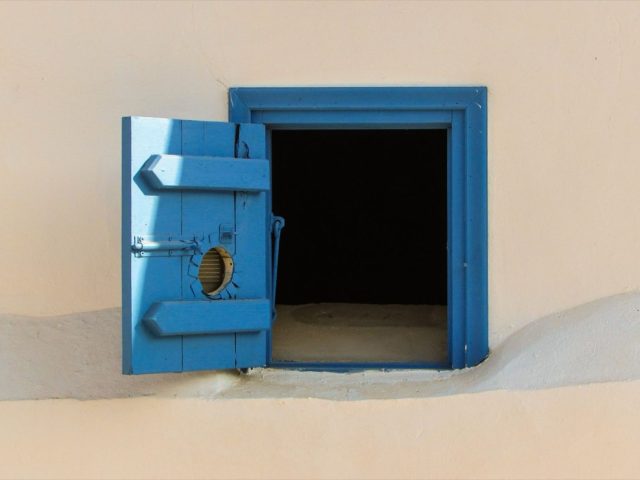 Ventilation naturelle pour réduire humidité et pertes thermiques